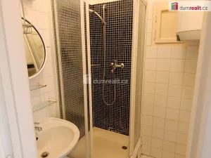 Pronájem bytu 2+kk, Praha - Bubeneč, Ve struhách, 40 m2