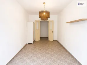 Pronájem bytu 2+1, Praha - Vinohrady, Vinohradská, 59 m2