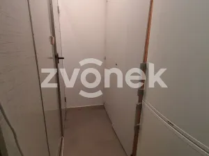 Pronájem bytu 1+kk, Zlín, Družstevní, 33 m2