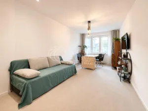 Pronájem bytu 2+1, Praha - Vokovice, Kladenská, 52 m2
