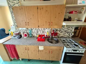 Prodej bytu 3+1, Cheb, Lomená, 64 m2