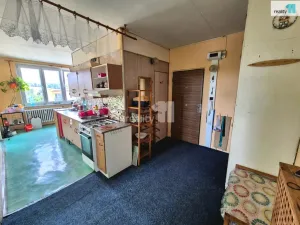 Prodej bytu 3+1, Cheb, Lomená, 64 m2