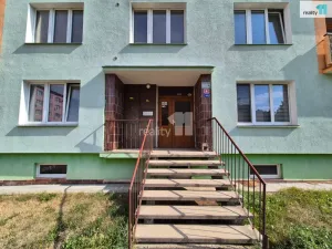 Prodej bytu 3+1, Cheb, Lomená, 64 m2
