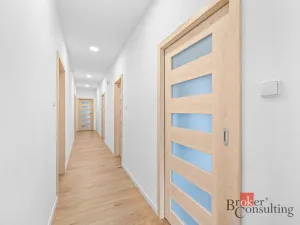 Prodej rodinného domu, Trnová, 183 m2