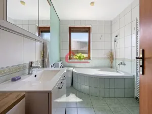 Prodej rodinného domu, Velké Bílovice, Morávky, 177 m2