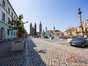Pronájem restaurace, Hradec Králové, Velké náměstí, 700 m2