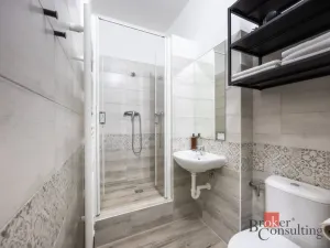Pronájem restaurace, Hradec Králové, Velké náměstí, 700 m2