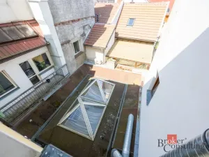 Pronájem restaurace, Hradec Králové, Velké náměstí, 700 m2