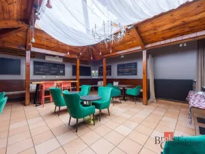 Pronájem restaurace, Hradec Králové, Velké náměstí, 700 m2