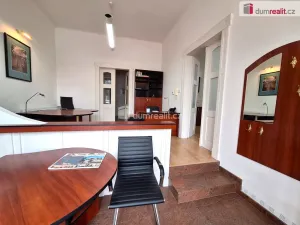 Pronájem kanceláře, Praha - Bubeneč, Bubenečská, 51 m2