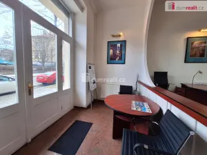 Pronájem kanceláře, Praha - Bubeneč, Bubenečská, 51 m2