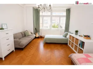 Prodej bytu 3+1, Praha - Dejvice, Eliášova, 82 m2