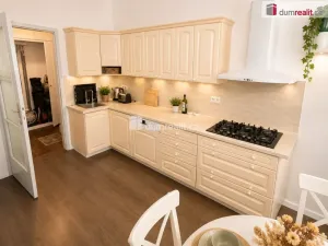Prodej bytu 3+1, Praha - Dejvice, Eliášova, 82 m2