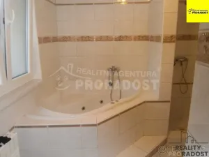 Pronájem rodinného domu, Kladno, Vojanova, 140 m2