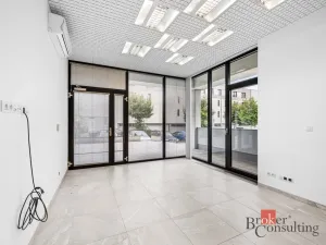 Prodej obchodního prostoru, Plzeň - Černice, Vltavínová, 86 m2