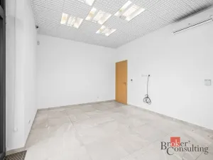 Prodej obchodního prostoru, Plzeň - Černice, Vltavínová, 86 m2