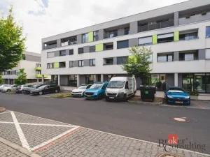 Prodej obchodního prostoru, Plzeň - Černice, Vltavínová, 86 m2