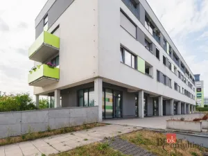 Prodej obchodního prostoru, Plzeň - Černice, Vltavínová, 86 m2