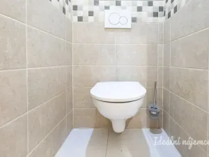 Pronájem bytu 3+1, Praha - Kobylisy, Taussigova, 67 m2
