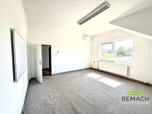 Pronájem skladu, Uherské Hradiště, Sokolovská, 54 m2