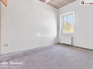 Prodej činžovního domu, Ústí nad Labem - Předlice, Hrbovická, 350 m2
