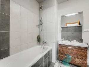 Prodej bytu 3+kk, Praha, Vágnerova, 71 m2