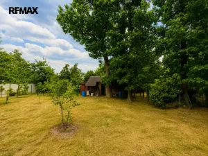 Prodej pozemku pro bydlení, Zvole, 2039 m2