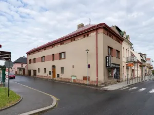 Pronájem bytu 2+1, Bělá pod Bezdězem, Masarykovo náměstí, 90 m2
