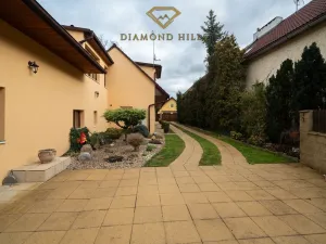 Prodej rodinného domu, Kozojedy, Českobrodská, 299 m2