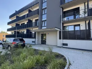 Pronájem bytu 1+kk, Kladno, Ke křížku, 35 m2