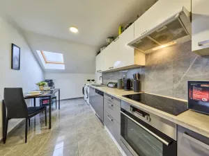 Prodej bytu 3+1, Trutnov - Poříčí, Voletinská, 87 m2