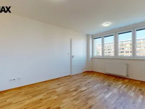 Pronájem bytu 2+1, Zlín, Zarámí, 70 m2
