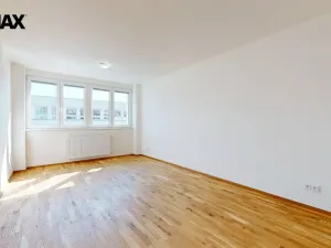 Pronájem bytu 2+1, Zlín, Zarámí, 70 m2