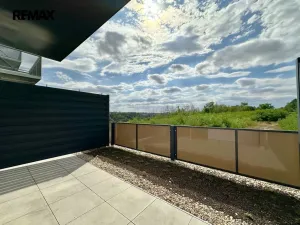 Pronájem bytu 1+kk, Třebíč - Nové Město, Modřínová, 38 m2