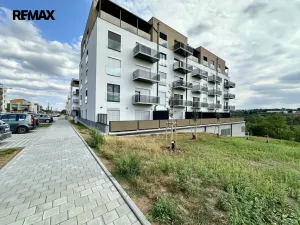 Pronájem bytu 1+kk, Třebíč - Nové Město, Modřínová, 38 m2