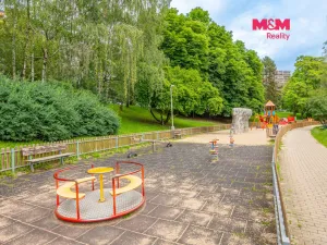 Prodej bytu 3+1, Praha - Kobylisy, Košťálkova, 66 m2