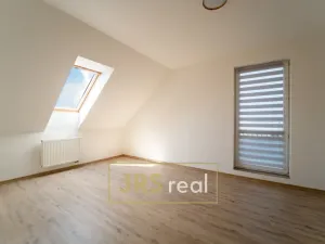 Prodej bytu 3+1, Hustopeče, Gen. Peřiny, 78 m2