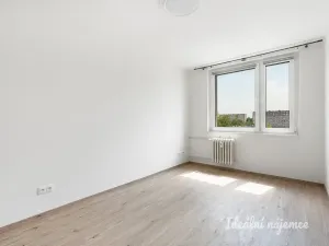 Pronájem bytu 2+kk, Praha, Petržílkova, 48 m2