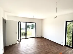 Prodej bytu 1+kk, Hradec Králové, Pod Zámečkem, 30 m2