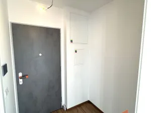 Prodej bytu 1+kk, Hradec Králové, Pod Zámečkem, 30 m2