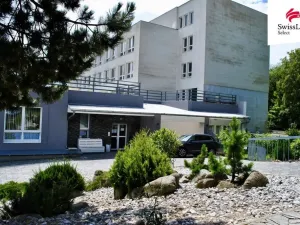 Pronájem bytu 2+kk, Meziboří, nám. 8. května, 54 m2