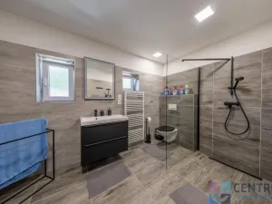 Prodej rodinného domu, Koberovy - Michovka, 243 m2