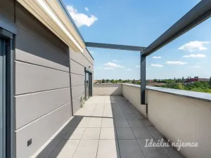 Pronájem bytu 4+kk, Horoměřice, Karla IV., 117 m2