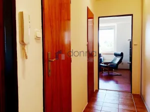 Pronájem bytu 2+kk, Praha, Devonská, 52 m2