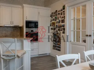 Prodej bytu 3+1, Karlovy Vary, Poděbradská, 101 m2