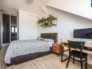 Prodej bytu 2+kk, Praha - Strašnice, Černokostelecká, 70 m2