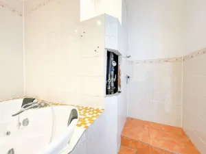 Prodej bytu 3+1, Břidličná, Dlouhá, 75 m2