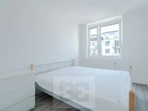 Pronájem bytu 2+kk, Praha - Letňany, Terezínská, 48 m2