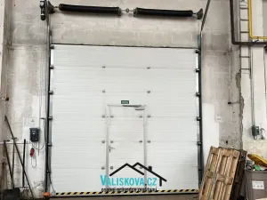 Pronájem výrobních prostor, Kroměříž, 1220 m2