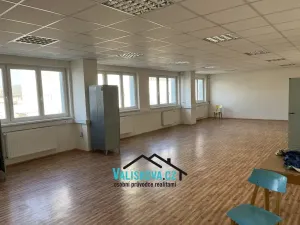 Pronájem výrobních prostor, Kroměříž, 1220 m2